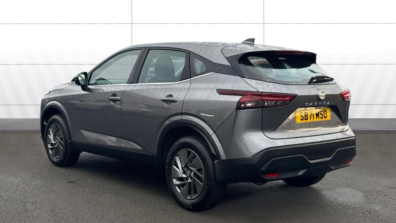 Nissan Qashqai 1.3 DiG-T MH Acenta Premium 5dr Petrol Hatchback